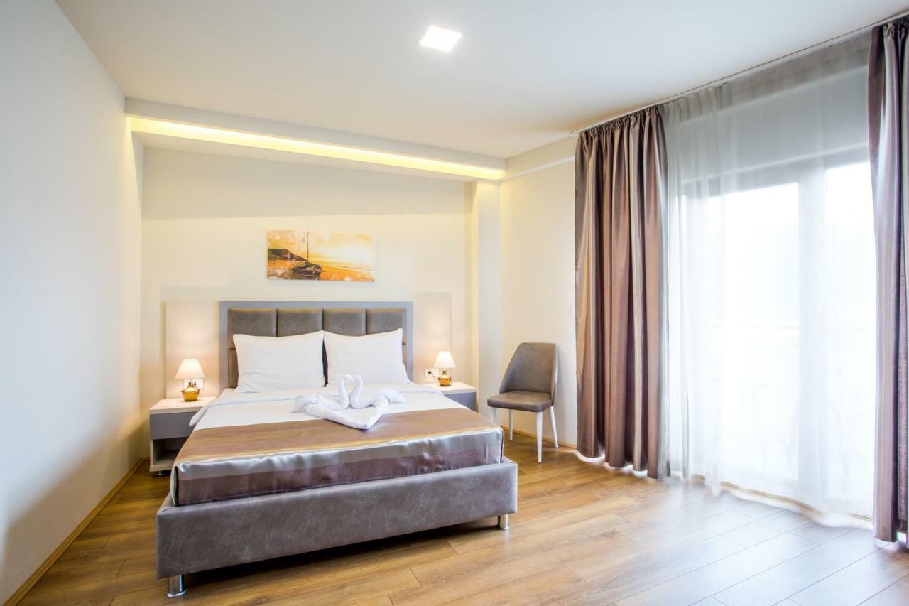 Hotel Olimpija Plus Herceg Novi Exterior foto